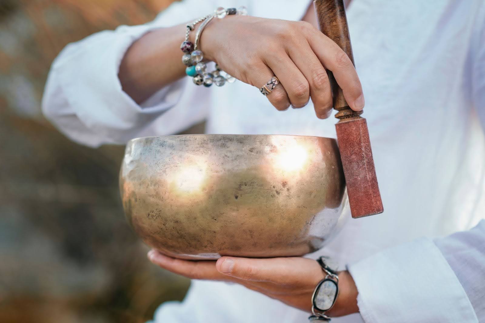 What Is a Sound Bath Meditation - Everything You Need to Know